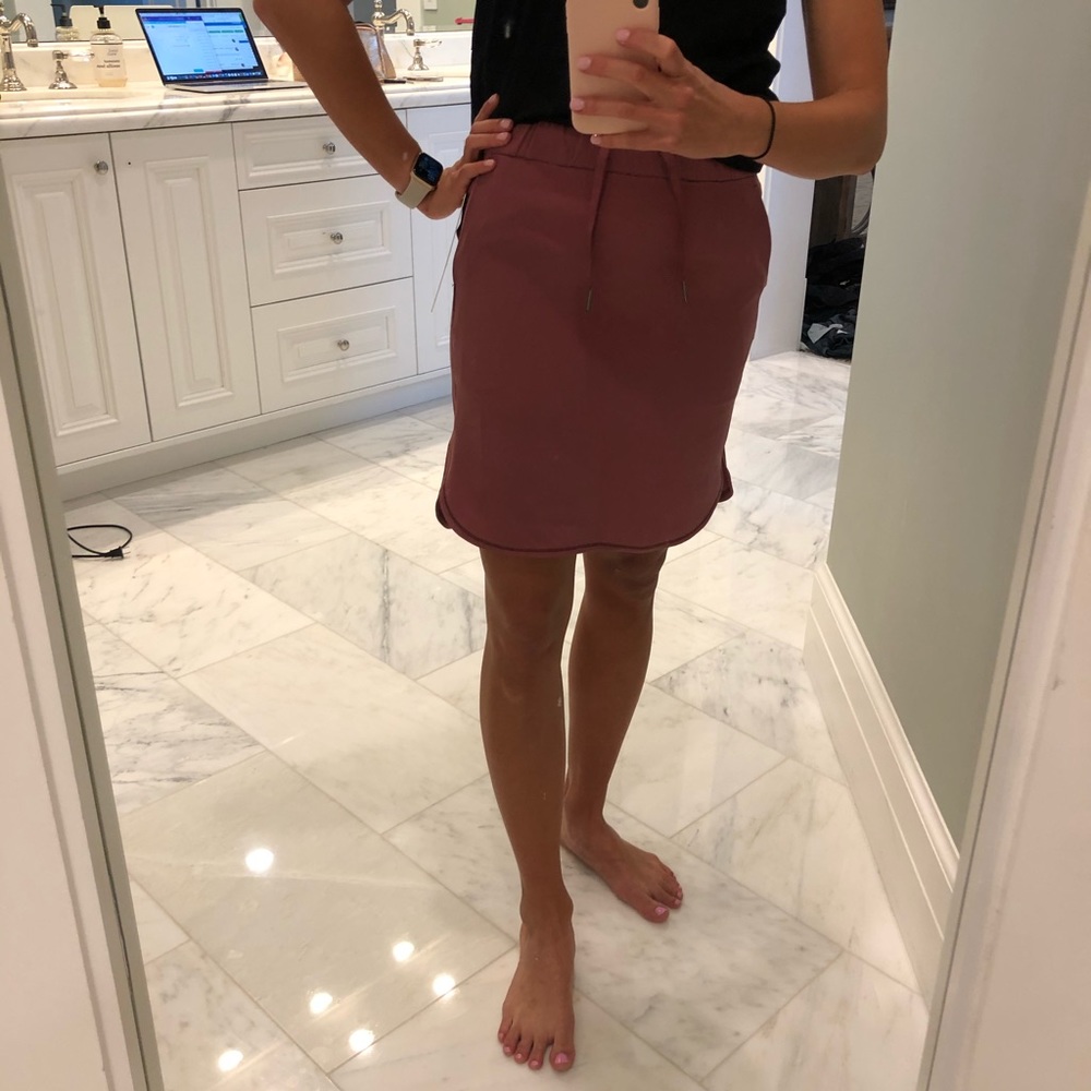 Lululemon on the fly skirt